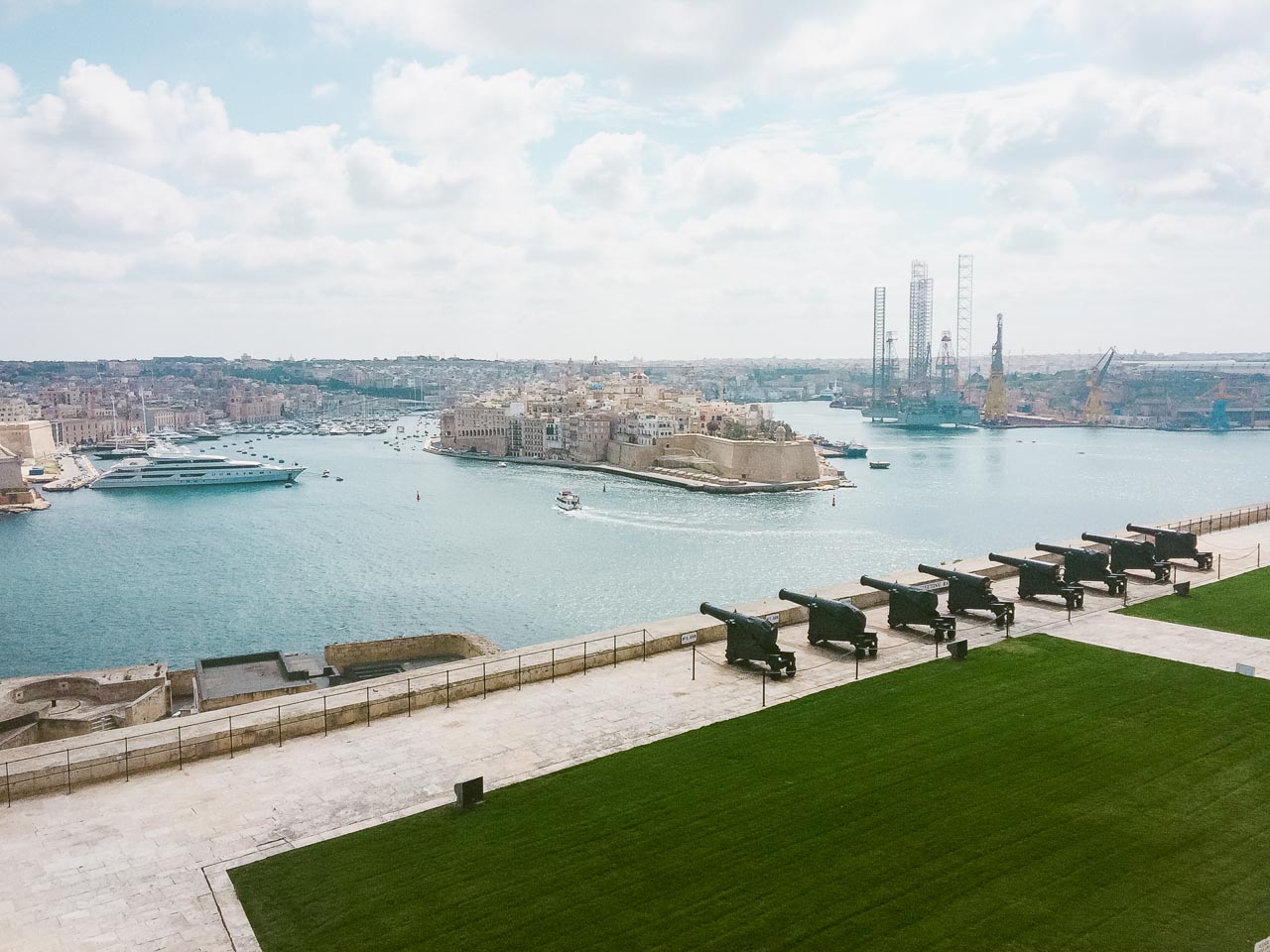 The view of the saluting battery from Upper Barrakka Gardens in Valletta, Malta