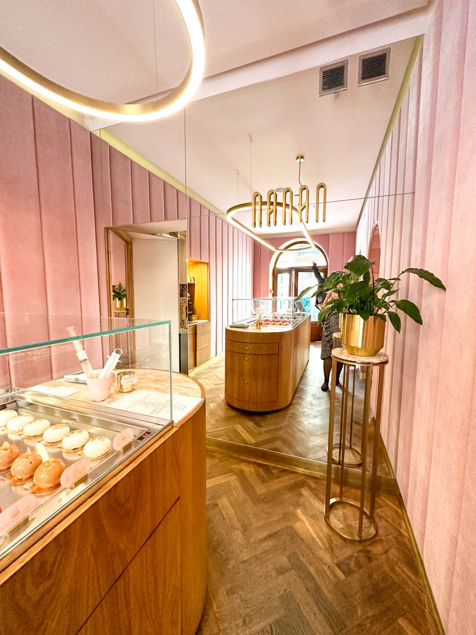 Counter area at NANAN Patisserie in Wrocław