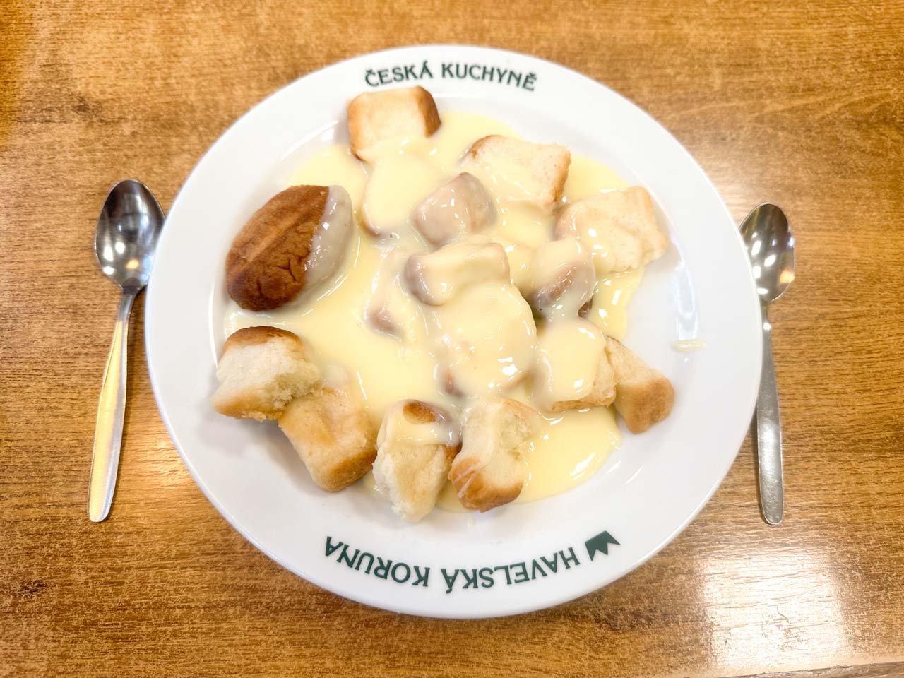 Ducati buns with vanilla cream at the Havelská Koruna restaurant in Prague
